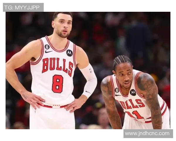 公牛战胜黄蜂,拉文表现抢眼成为全队得分王 公牛战胜黄蜂,拉文表现抢眼成为全队得分王