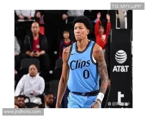 快船队近期状态不稳:挑战与机遇并存 快船队近期状态不稳:挑战与机遇并存