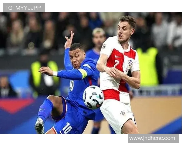 姆巴佩因伤退出比赛,亚马尔球迷担心法国前锋状态所致 姆巴佩因伤退出比赛,亚马尔球迷担心法国前锋状态所致