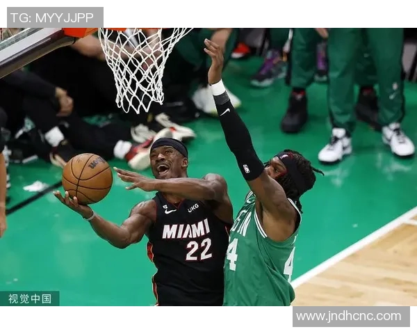 热火队主场力克公牛队，取得三连胜：燃情时刻的完美演绎