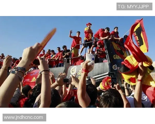 西班牙十大足球俱乐部向球迷敞开训练场完美呈现备战状态