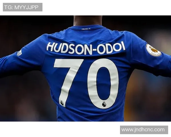 切尔西主场迎战布莱顿期待精彩对决双方球迷热情高涨气氛火热 切尔西主场迎战布莱顿期待精彩对决双方球迷热情高涨气氛火热