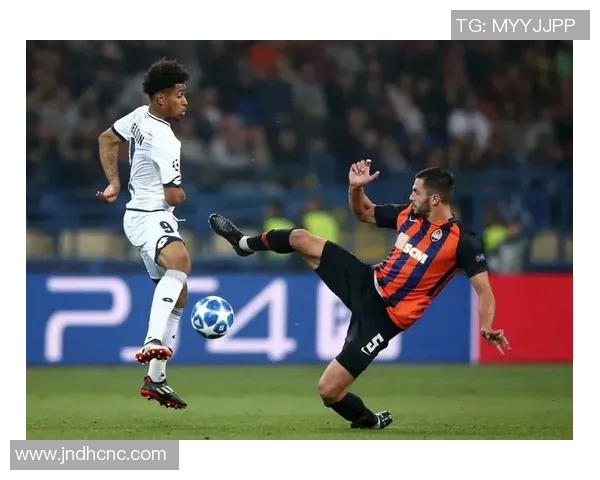 里昂与顿涅茨克的较量：谁能在这场足球盛宴中脱颖而出